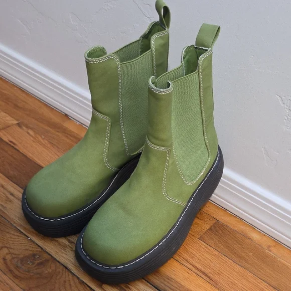 Dolls Kill Green Combat Boots with Elastic Panels - Picture 3 of 15